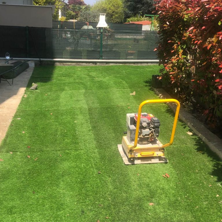 nuovo giardino con zolle - fase 2
